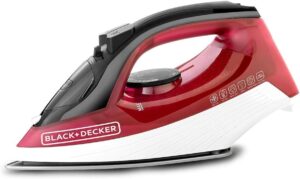BLACK+DECKER Steam Iron,1600W, Cera...