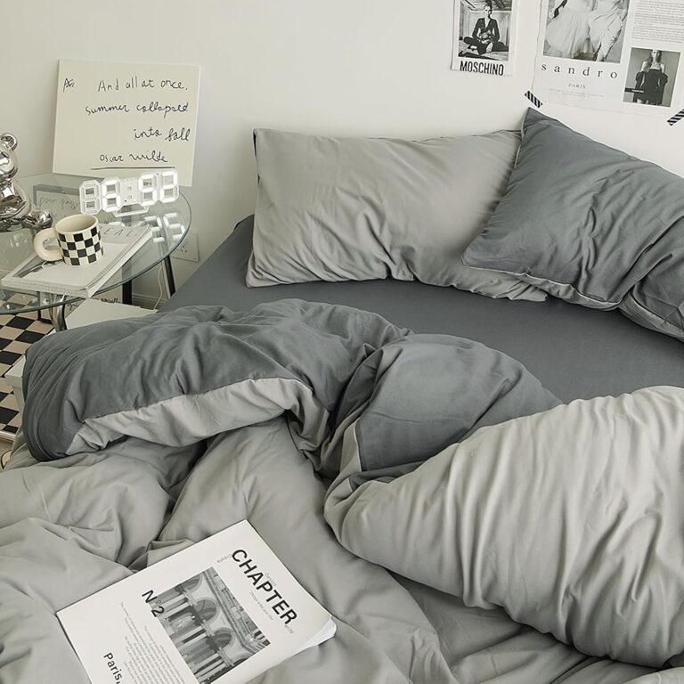 UCHUANG Duvet Cover Set King Size 4 Pcs, Include 1 Quilt Cover 220 x 240cm & 2 Pillow Cases 48 x 74cm & 1 Bedsheet 245 x 265cm, Super Soft Quality Cotton Bedding Set, NO Comforter - Haze Gray